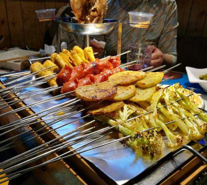 吉首音乐烧烤吧